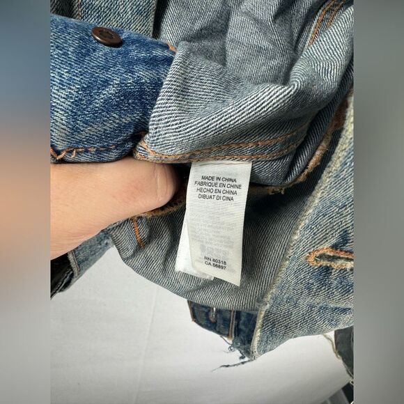 Lucky Brand Heavy Distressed The Tomboy Trucker Denim Jacket XS - Picture 8 of 12